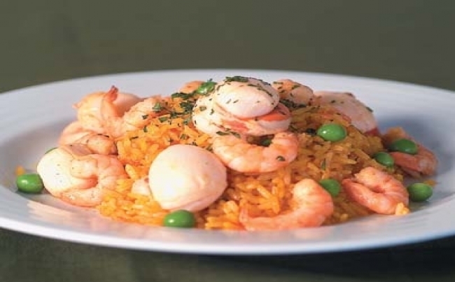 Arroz con conchas y langostinos